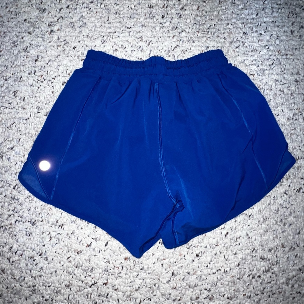 RARE Lululemon Hotty Hots - Picture 2 of 4